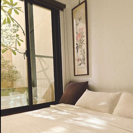 辣虎邸家 Love Here Tainan Exterior photo