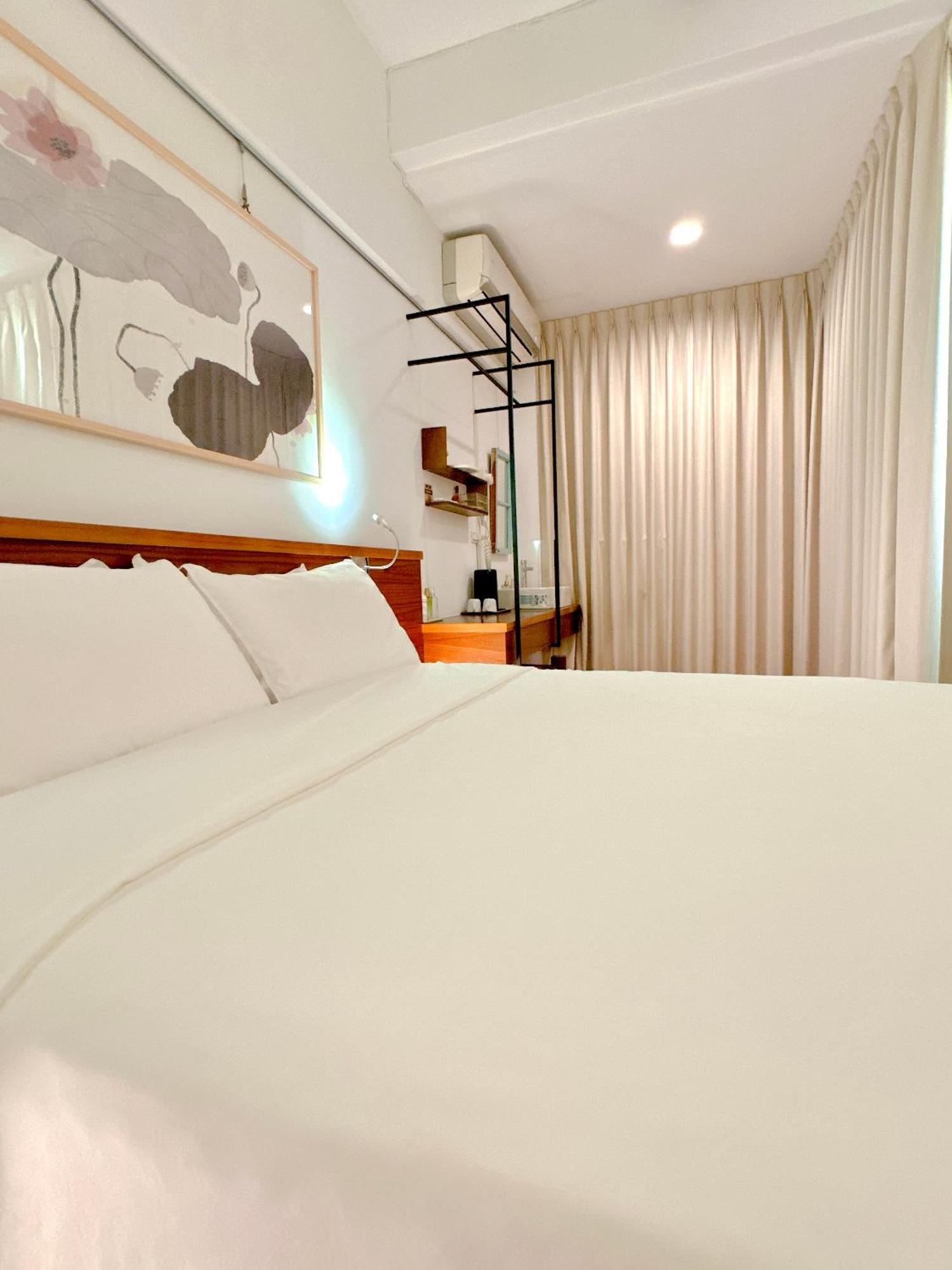 辣虎邸家 Love Here Tainan Exterior photo