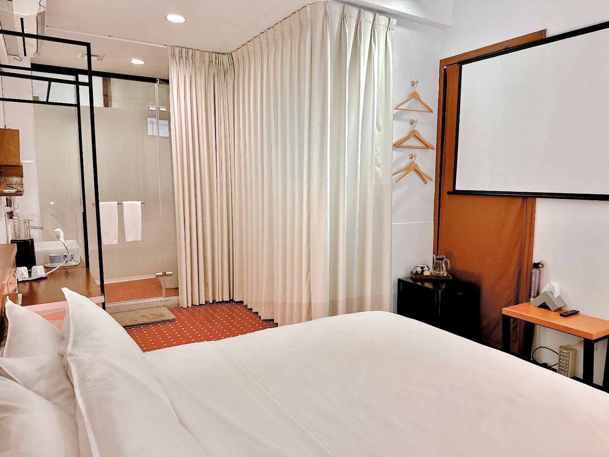 辣虎邸家 Love Here Tainan Exterior photo