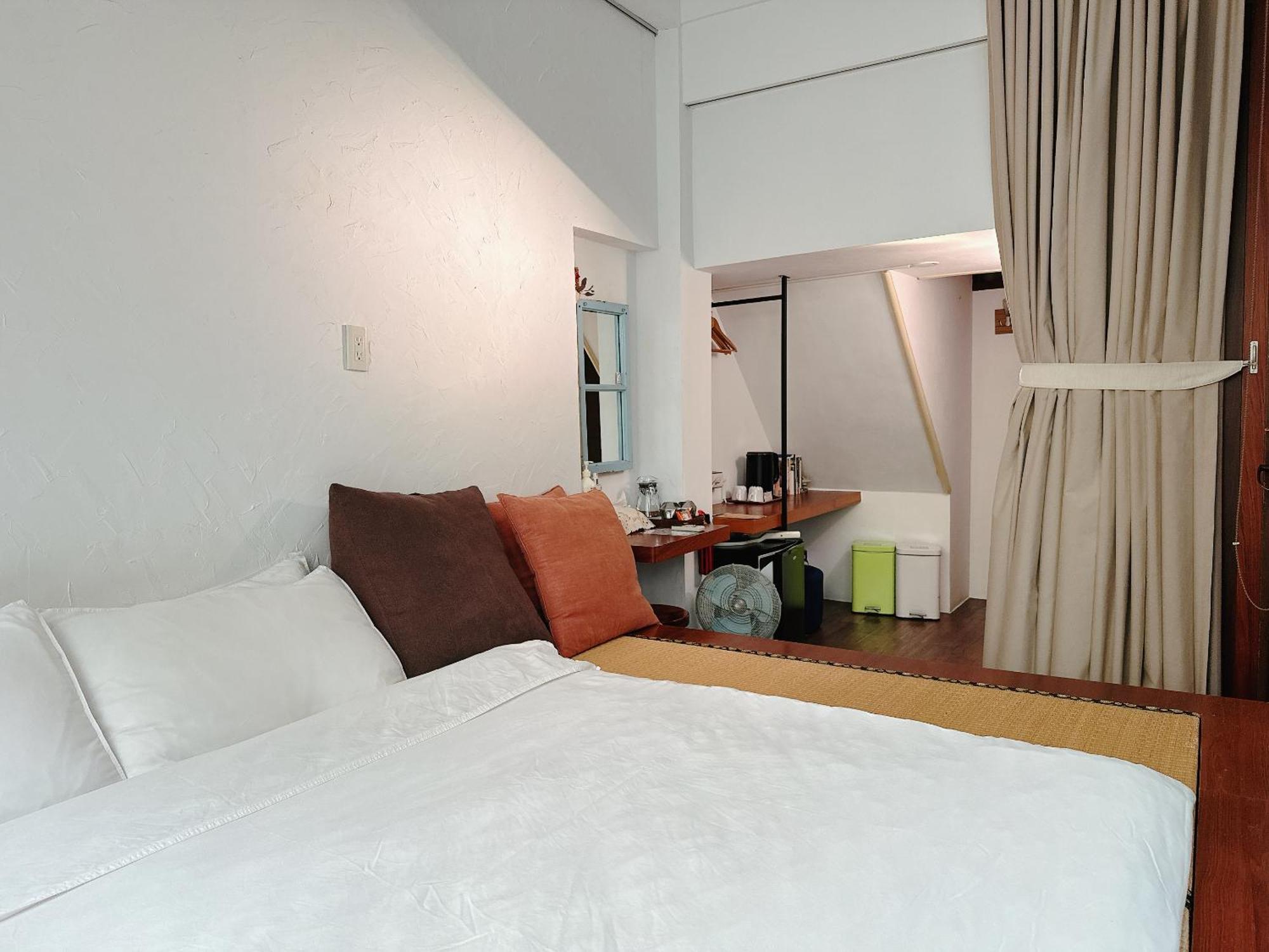 辣虎邸家 Love Here Tainan Exterior photo